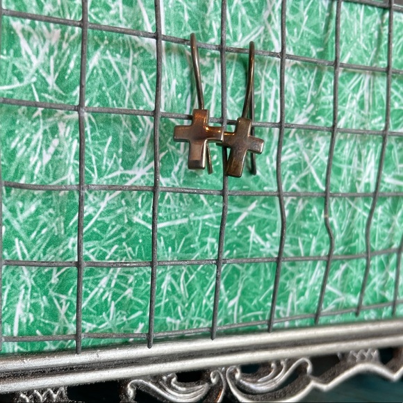 Silpada Silver Cross Dangle Earrings - Picture 4 of 4